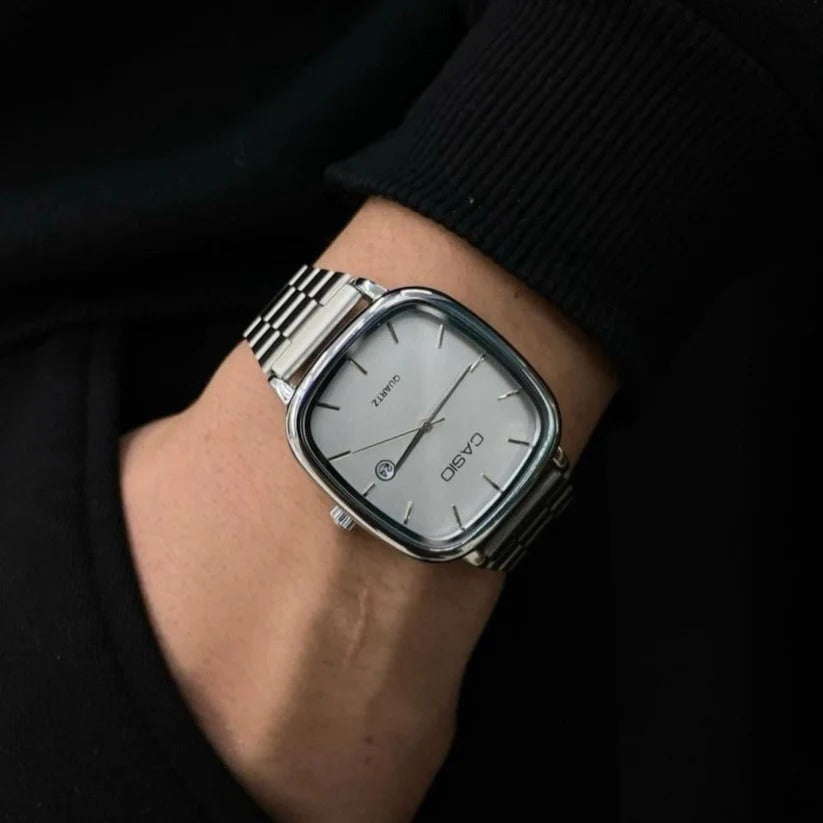 𝐃𝐎𝐍𝐓𝐔𝐌𝐏 𝐀𝐌𝐁𝐀𝐍𝐂𝐄™- Casio Edition Classic Watch | ساعة كاسيو إصدار كلاسيك